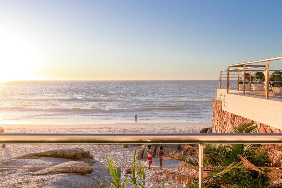 5 Bedroom Property for Sale in Clifton Western Cape